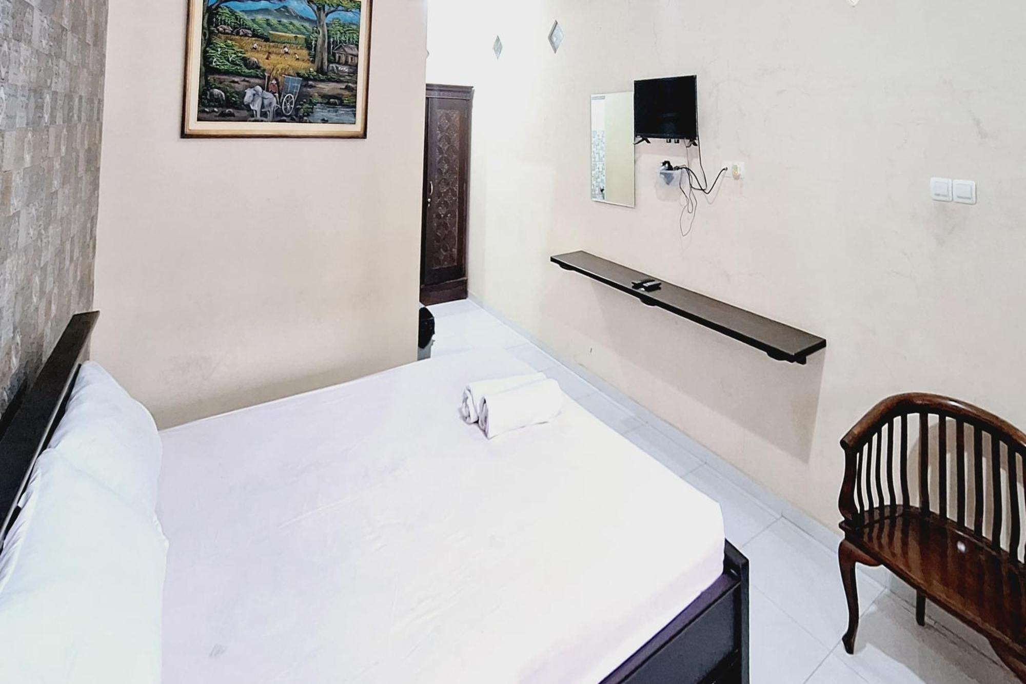 Villa Bukit Bunga Syariah Redpartner Pacet Mojokerto Esterno foto
